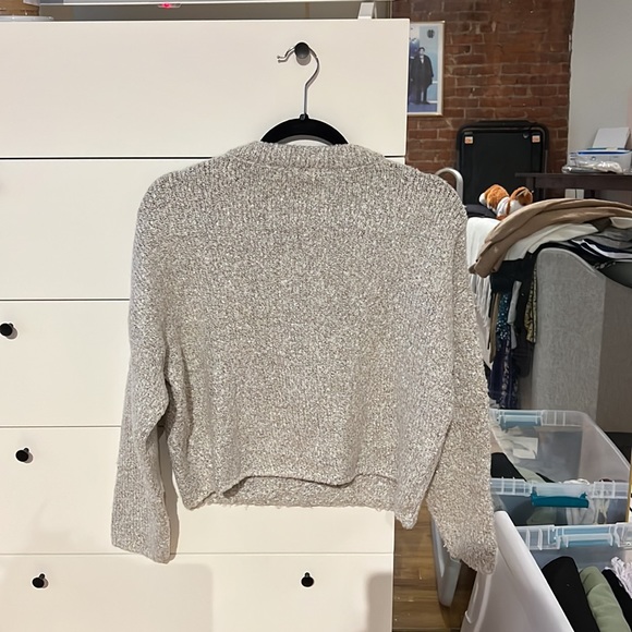 COPY - Urban Outfitters Cropped Sweater - Picture 2 of 6